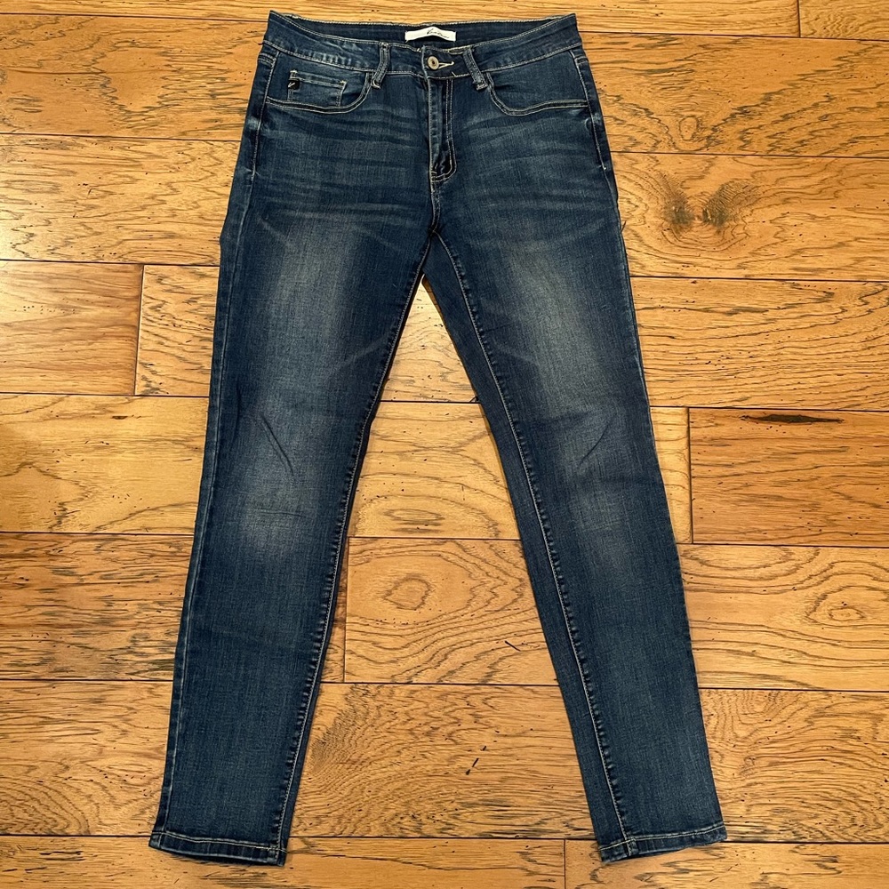 KanCan Midrise Jeans